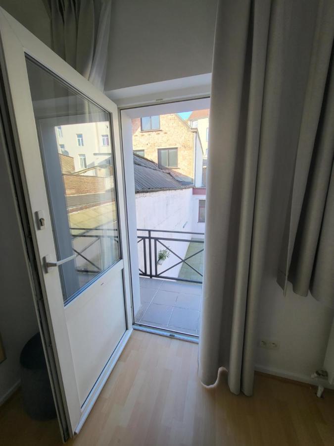 Studio Alicia, Idealement Situe Etterbeek Eksteriør bilde
